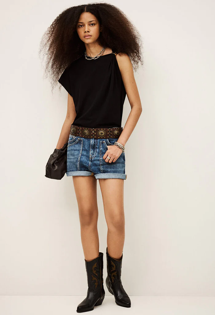 Allia T-Shirt - Black - Image 3
