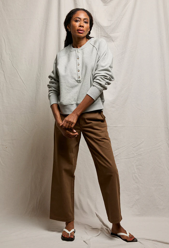 Bowen Sweatshirt - Medium Heather Grey - Image 3