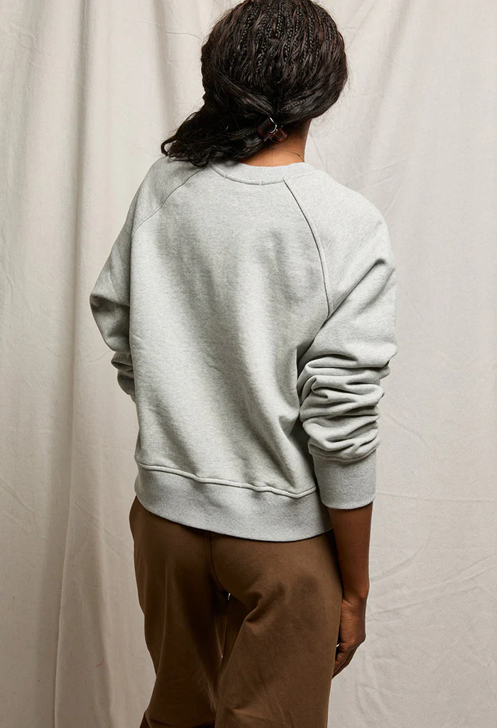 Bowen Sweatshirt - Medium Heather Grey - Image 5