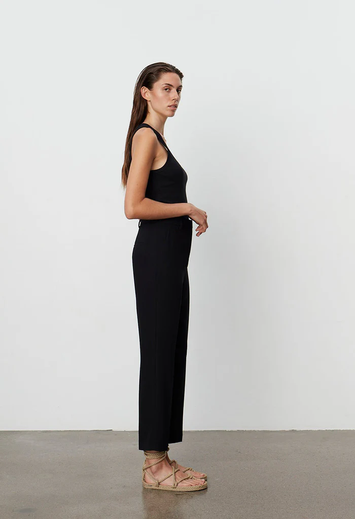 Classic Lady Pants - Black - Image 4