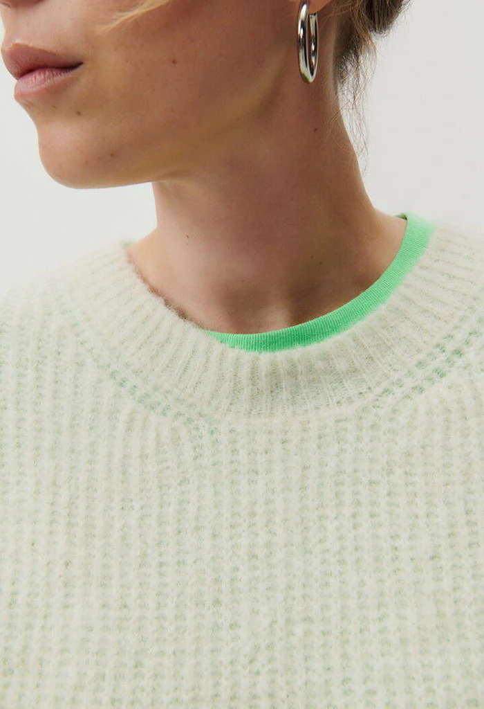 East Pullover - Mother of Pearl - Image 3