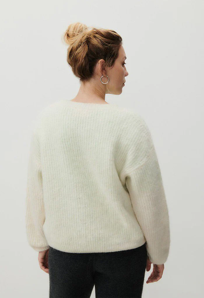 East Pullover - Mother of Pearl - Image 4