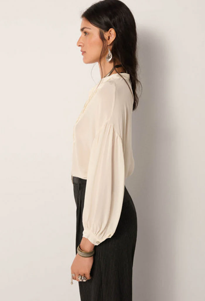 Giovanni Blouse - Tuxedo Pearl - Image 4