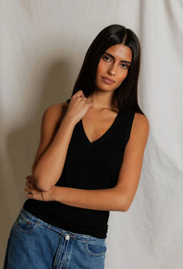 Mallory V-Neck Tank Top - True Black - Image 4