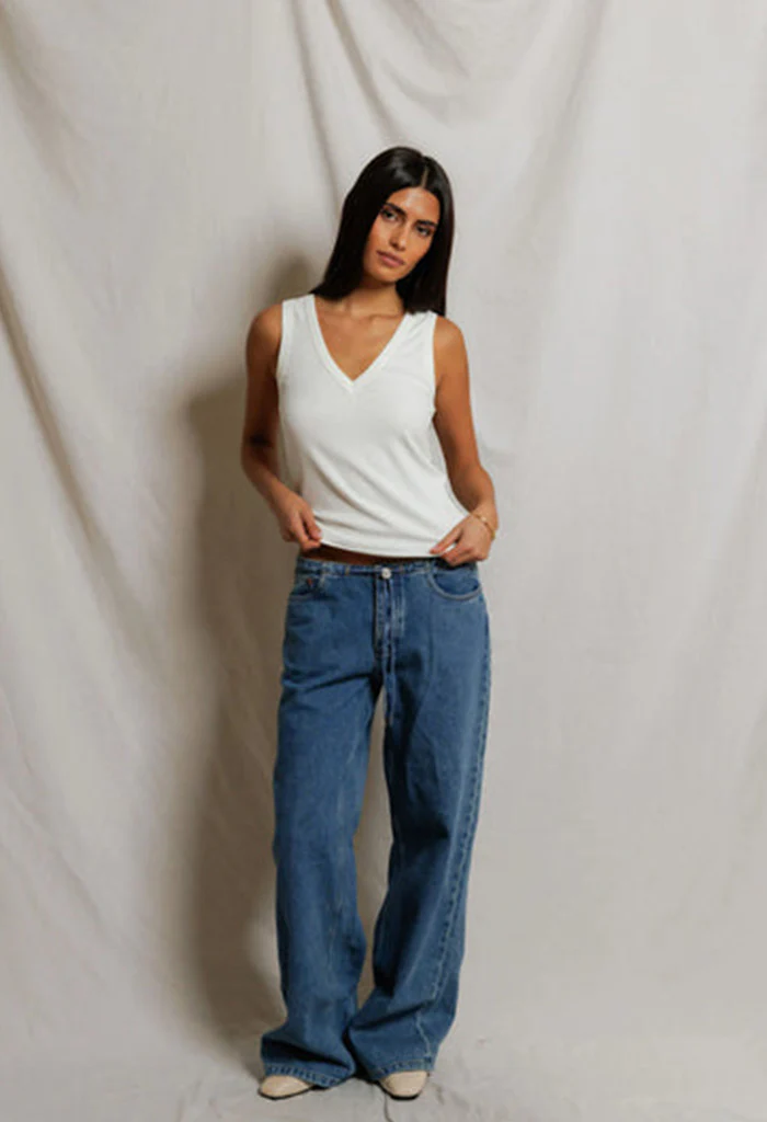 Mallory V-Neck Tank Top - White - Image 3