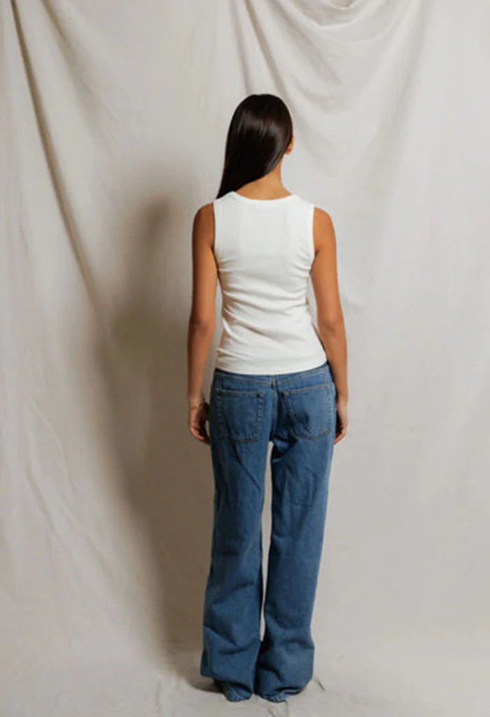 Mallory V-Neck Tank Top - White - Image 6