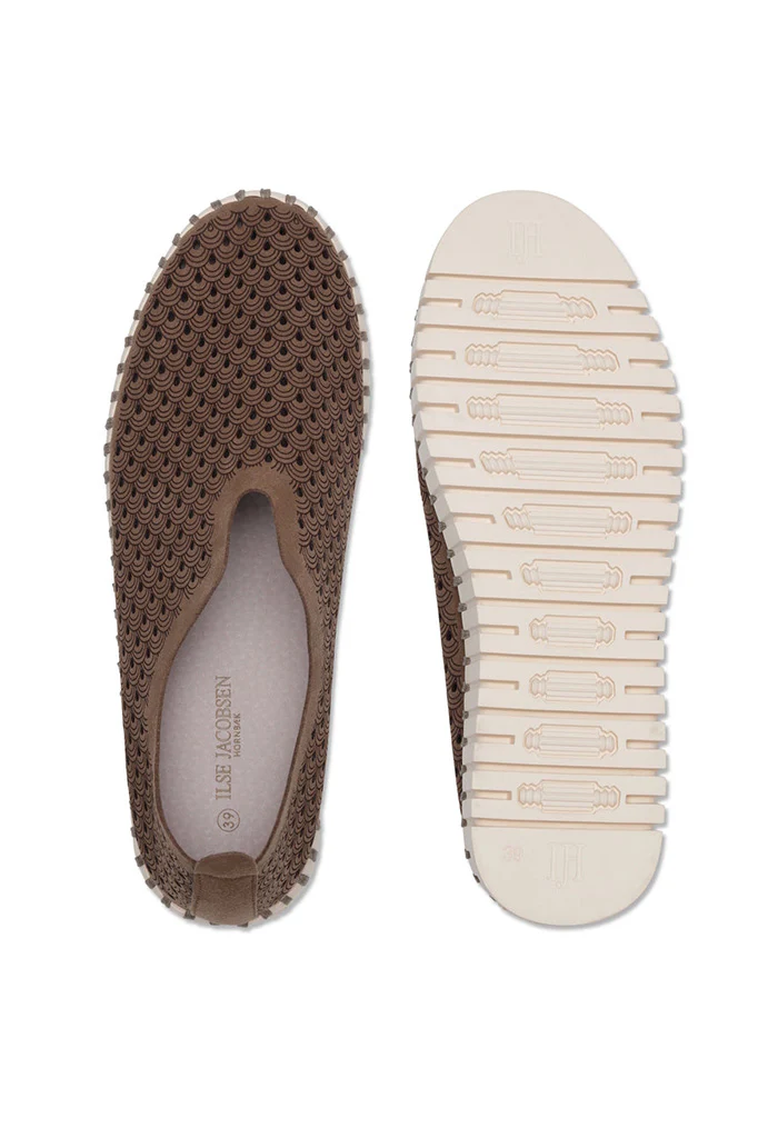 Microfiber Tulip Shoe - Mocca - Image 4