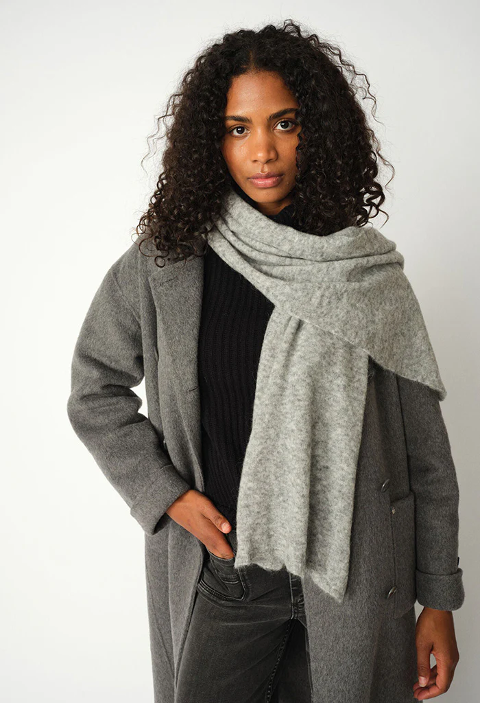 Mape Knit Scarf - Grey Mélange - Image 2