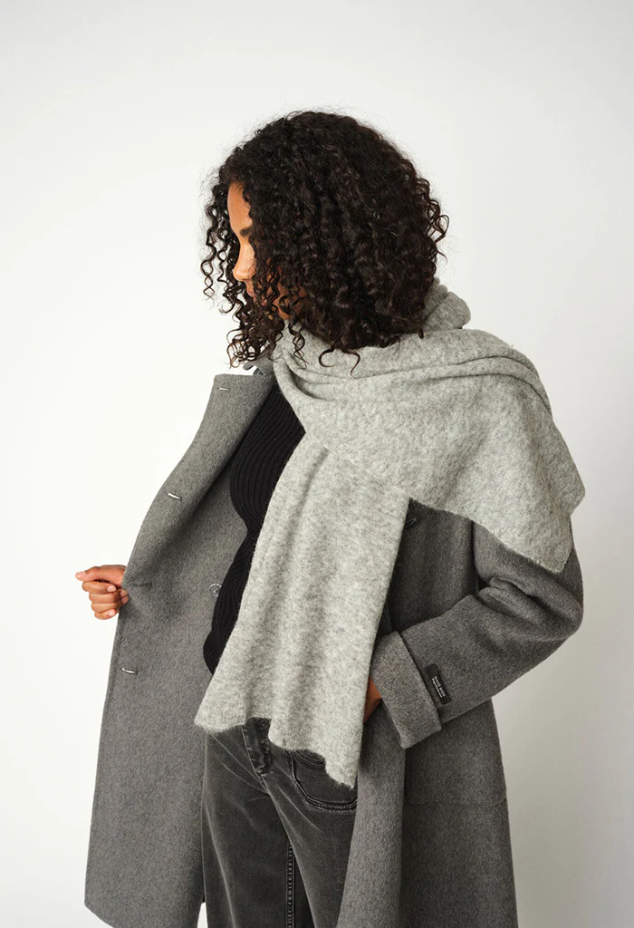Mape Knit Scarf - Grey Mélange - Image 3