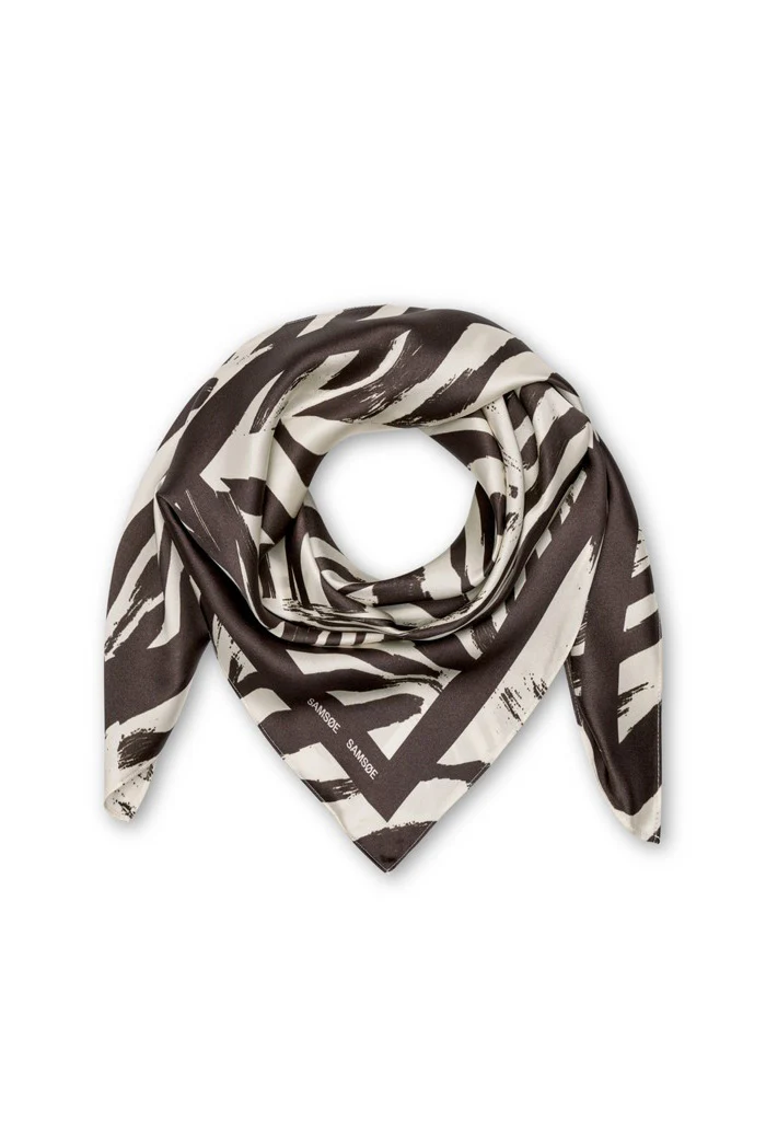 Saelli Scarf