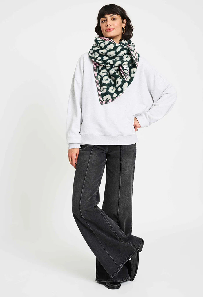 Shawl - Leopard Green - Image 3