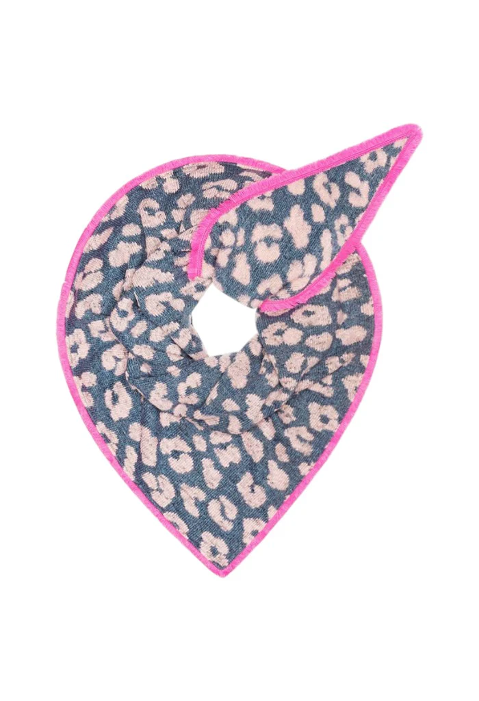 Shawl - leopard Grey
