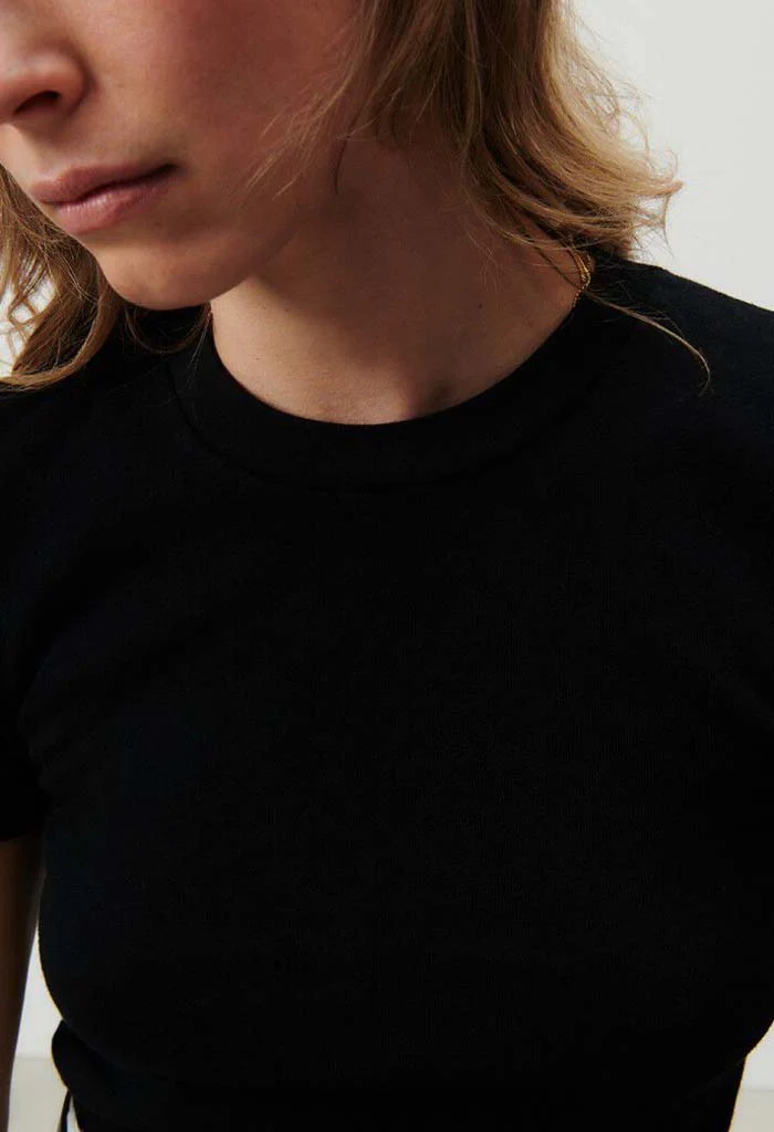 Sonoma Round Collar T-shirt - Black - Image 4