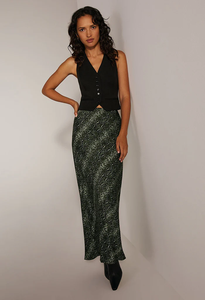 The Favorite Vest - Black - Image 5