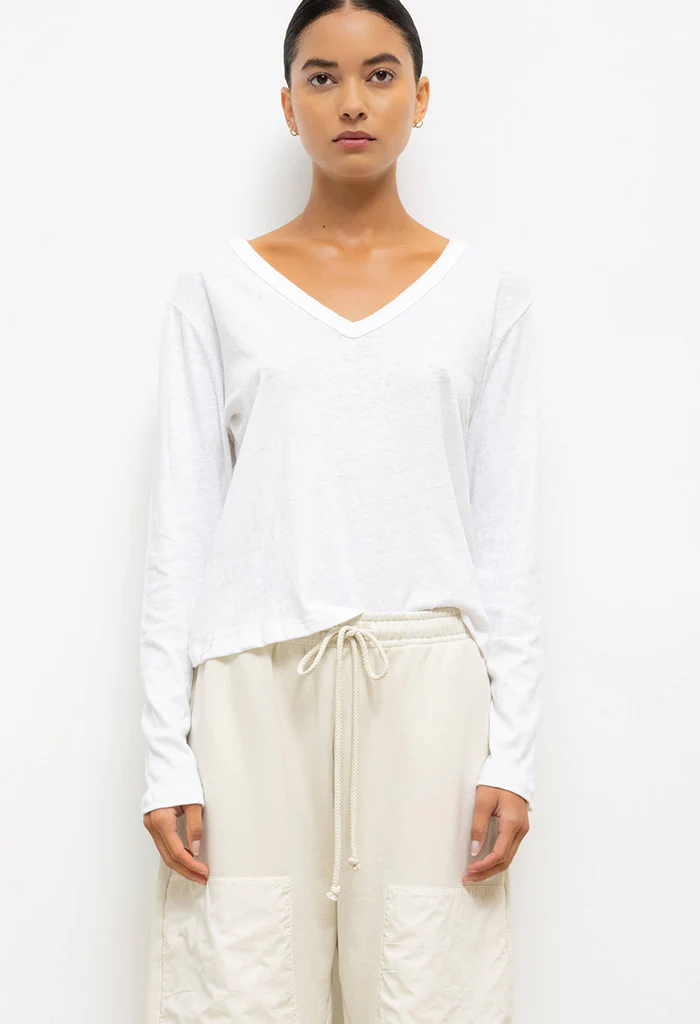 The Laura V-Neck Long sleeve - White - Image 3