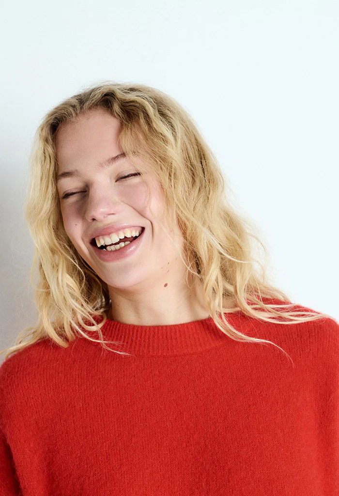 Vitow Sweater - Strawberry - Image 5