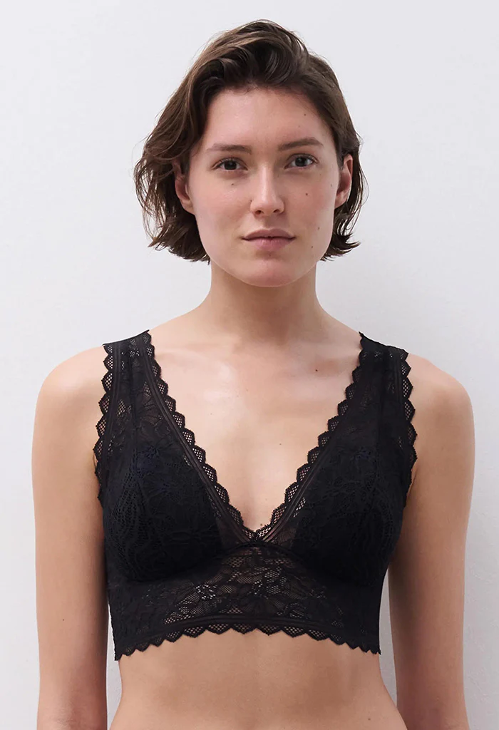 Floral Touch Wirefree Triangle Foam Bra - Black - Image 3